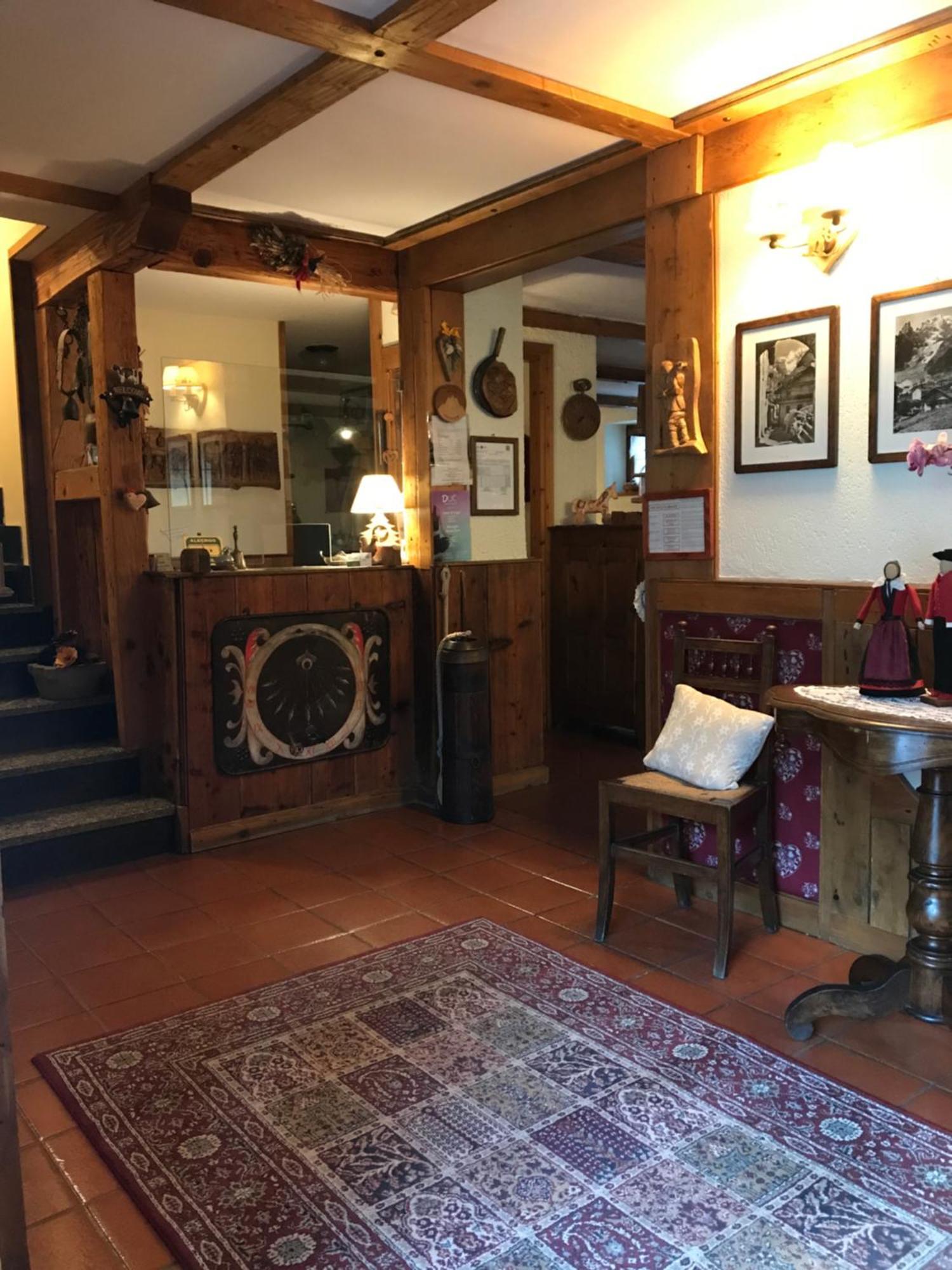 Hotel Maison Laurent Courmayeur Zewnętrze zdjęcie