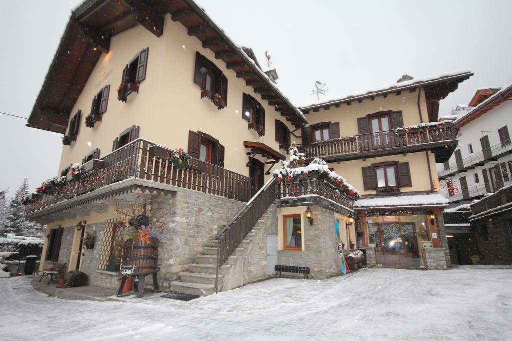 Hotel Maison Laurent Courmayeur Zewnętrze zdjęcie